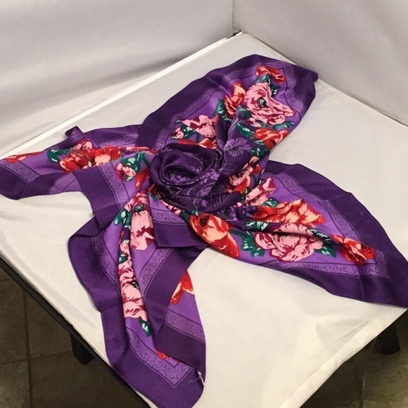 Adrienne VITTADINI VINTAGE ROSE GARDEN SCARF - Picture 1 of 5